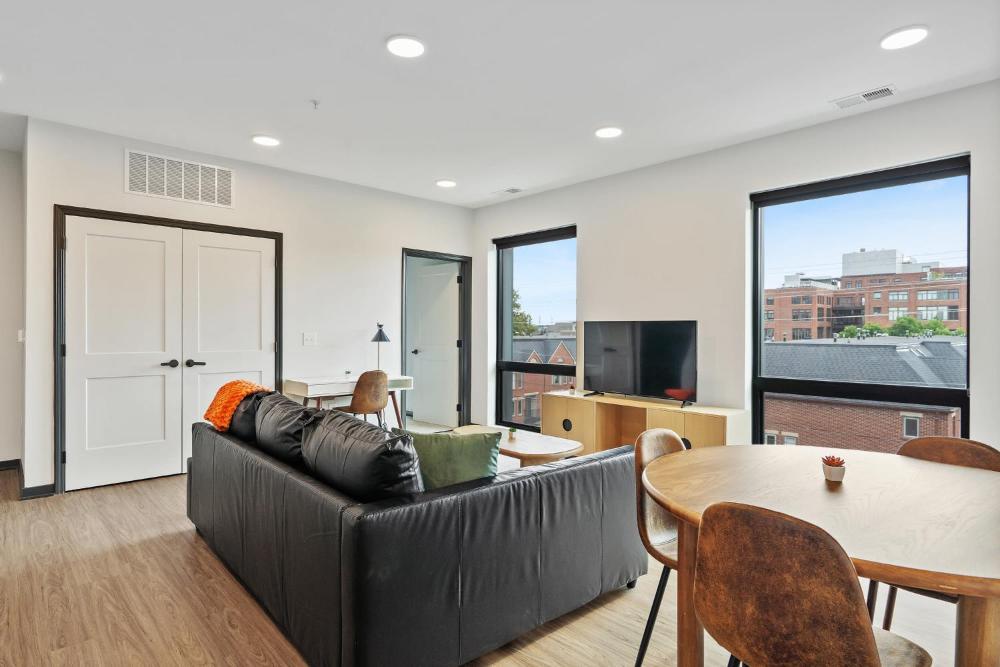 CozySuites on Mass with garage parking #11